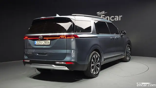Main__Slider__Photo:Canival Kia 2020.11-1