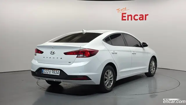 Main__Slider__Photo:AVANTE Hyundai 2019.9-1