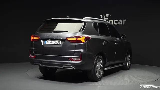 Main__Slider__Photo:Rexton KG Mobility 2022.3-1