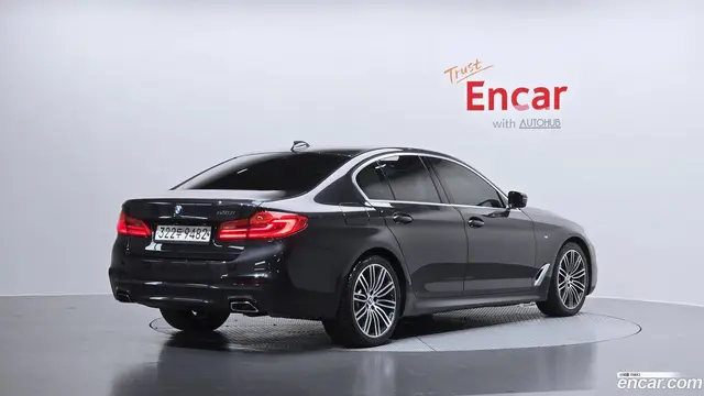 Main__Slider__Photo:5-Series BMW 2019.11-1