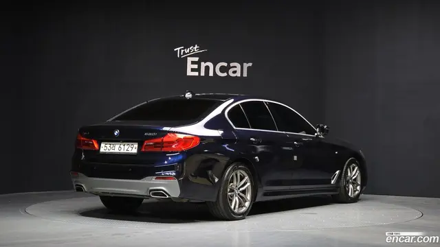Main__Slider__Photo:5-Series BMW 2018.0-1