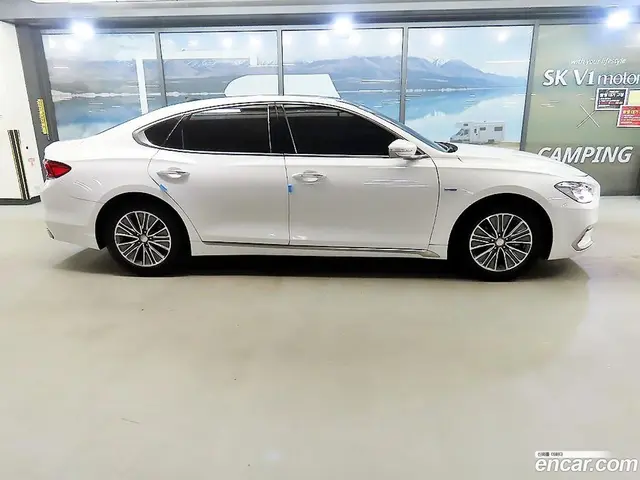 Main__Slider__Photo:Grandeur Hyundai 2019.3-1