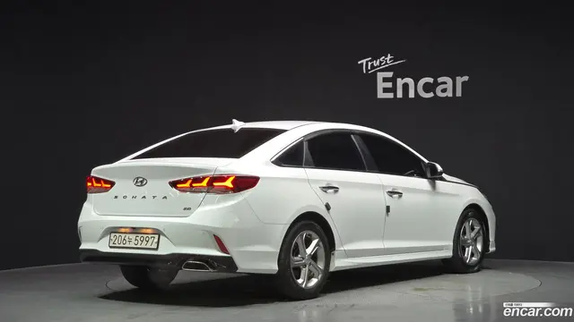 Main__Slider__Photo:Sonata Hyundai 2019.2-1