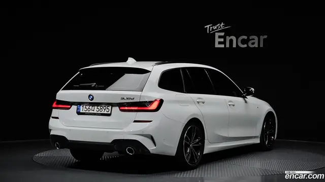Main__Slider__Photo:3-Series BMW 2022.2-1