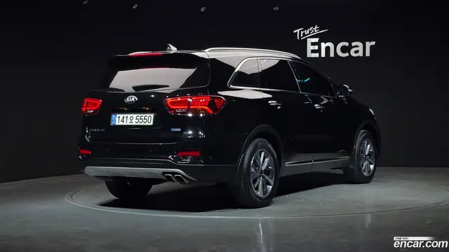 Main__Slider__Photo:Sorento Kia 2019.2-1