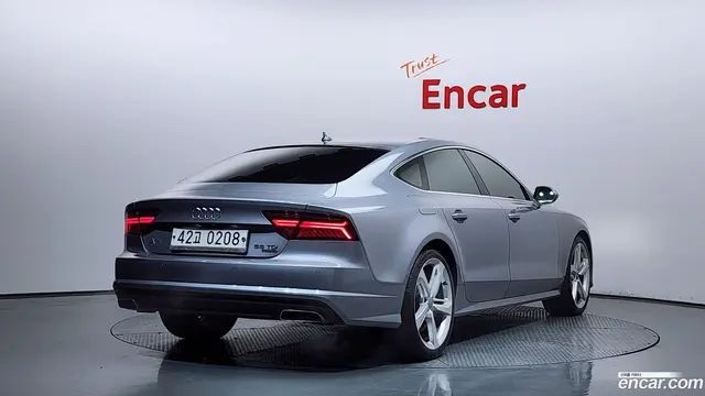 Main__Slider__Photo:A7 Audi 2016.5-1