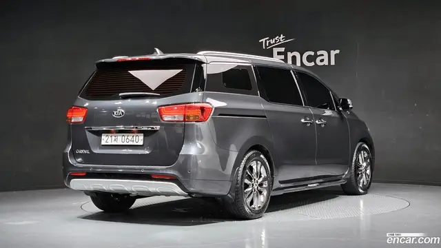 Main__Slider__Photo:Canival Kia 2016.6-1