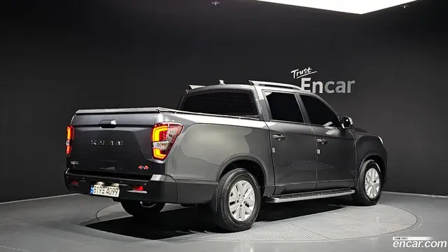 Main__Slider__Photo:Rexton KG Mobility 2022.5-1