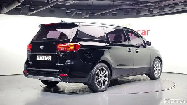 Main__Slider__Photo:Canival Kia 2019.10-1