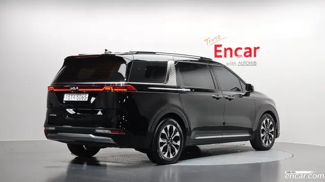 Main__Slider__Photo:Canival Kia 2022.2-1