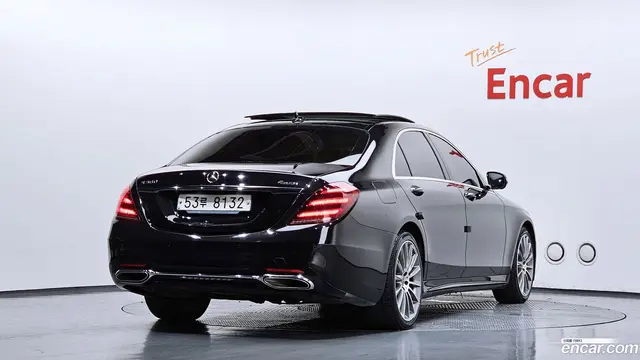 Main__Slider__Photo:S-Class Mercedes-Benz 2018.0-1
