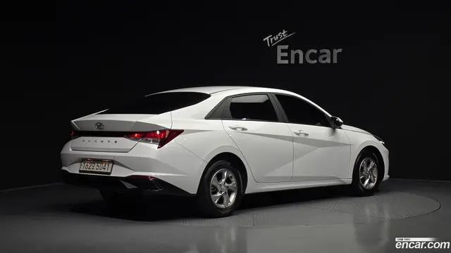 Main__Slider__Photo:AVANTE Hyundai 2022.2-1