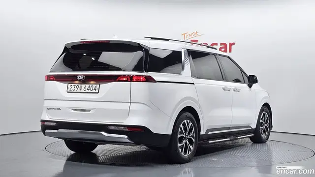 Main__Slider__Photo:Canival Kia 2021.3-1