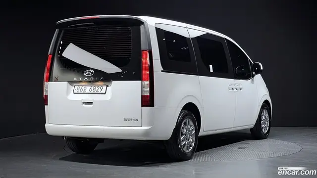 Main__Slider__Photo:Staria Hyundai 2021.7-1
