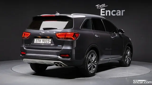 Main__Slider__Photo:Sorento Kia 2017.10-1
