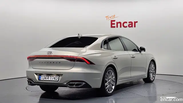 Main__Slider__Photo:Grandeur Hyundai 2020.0-1