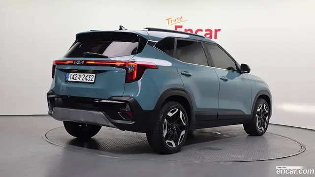 Main__Slider__Photo:Seltos Kia 2022.9-1
