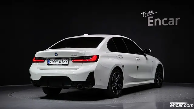 Main__Slider__Photo:3-Series BMW 2024.11-1