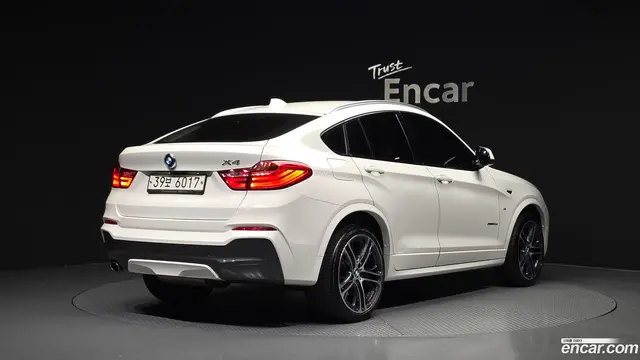 Main__Slider__Photo:X4 BMW 2018.3-1