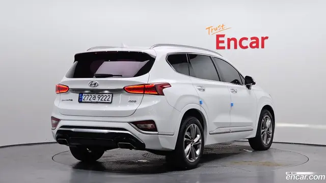 Main__Slider__Photo:Santafe Hyundai 2018.7-1