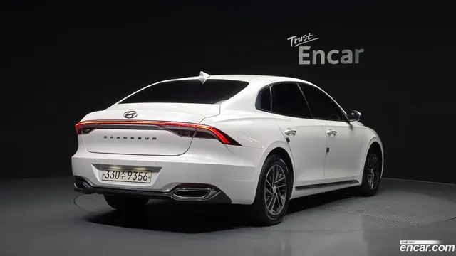 Main__Slider__Photo:Grandeur Hyundai 2019.11-1