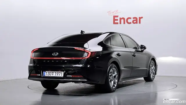 Main__Slider__Photo:Sonata Hyundai 2022.3-1