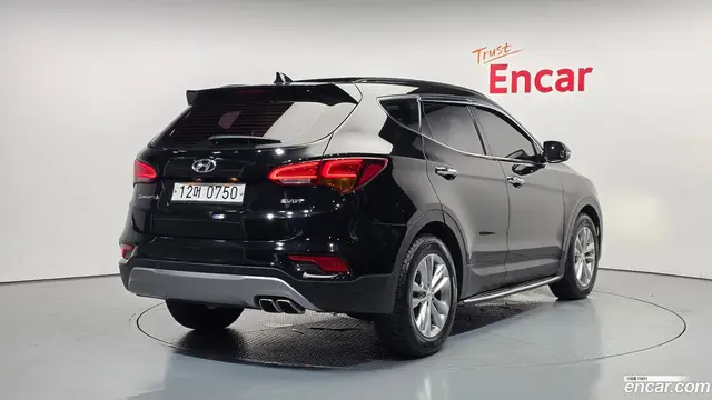 Main__Slider__Photo:Santafe Hyundai 2015.11-1