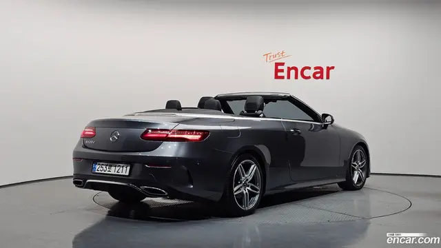 Main__Slider__Photo:E-Class Mercedes-Benz 2018.11-1