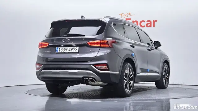 Main__Slider__Photo:Santafe Hyundai 2018.2-1
