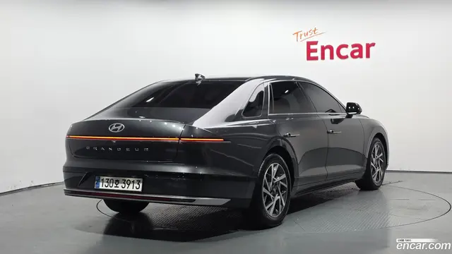 Main__Slider__Photo:Grandeur Hyundai 2023.7-1