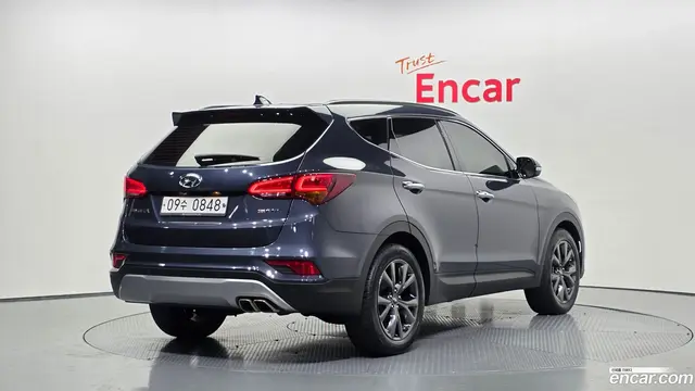 Main__Slider__Photo:Santafe Hyundai 2015.10-1