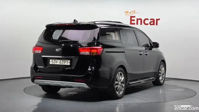 Main__Slider__Photo:Canival Kia 2017.0-1