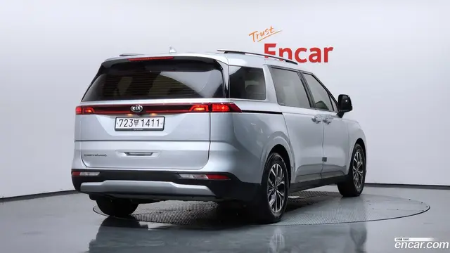 Main__Slider__Photo:Canival Kia 2021.1-1