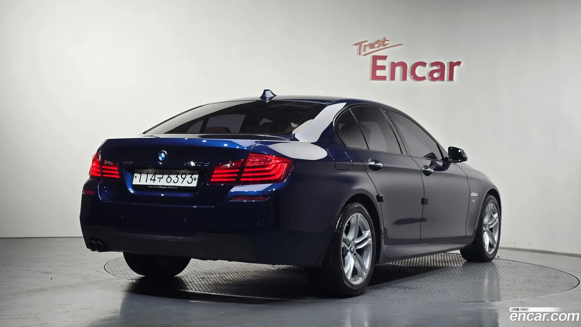 Main__Slider__Photo:5-Series BMW 2016.4-1