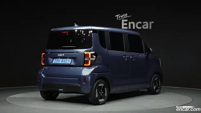 Main__Slider__Photo:RAY Kia 2023.9-1