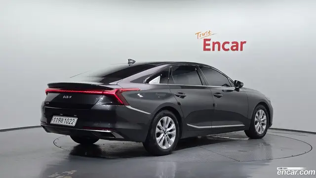 Main__Slider__Photo:K8 Kia 2021.3-1