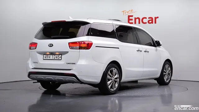 Main__Slider__Photo:Canival Kia 2017.4-1