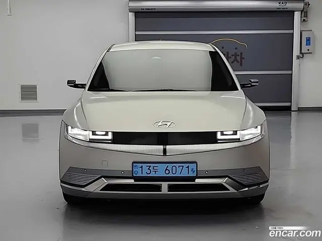 Main__Slider__Photo:Ioniq5 Hyundai 2022.3-1