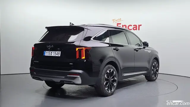 Main__Slider__Photo:Sorento Kia 2025.10-1