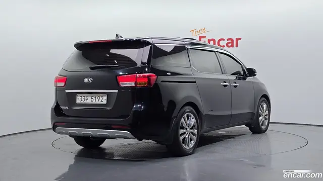 Main__Slider__Photo:Canival Kia 2015.8-1
