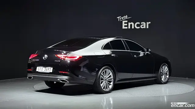 Main__Slider__Photo:CLS-Class Mercedes-Benz 2019.0-1