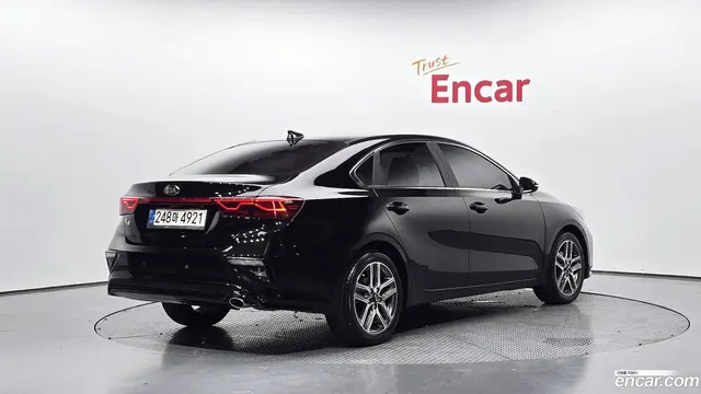 Main__Slider__Photo:K3 Kia 2021.2-1