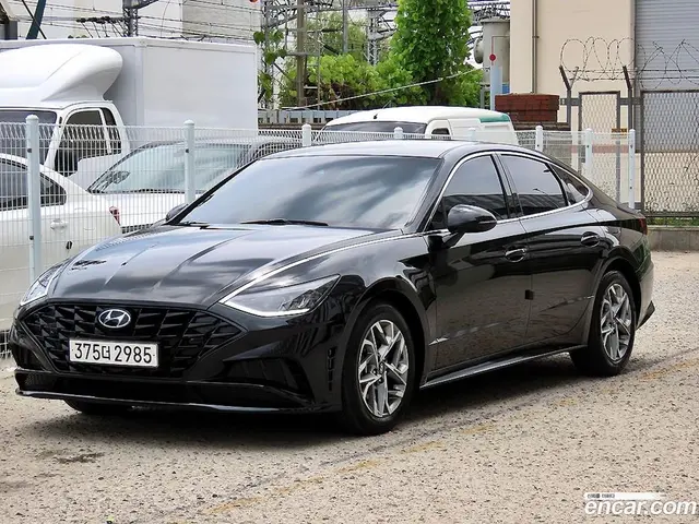Main__Slider__Photo:Sonata Hyundai 2022.9-1