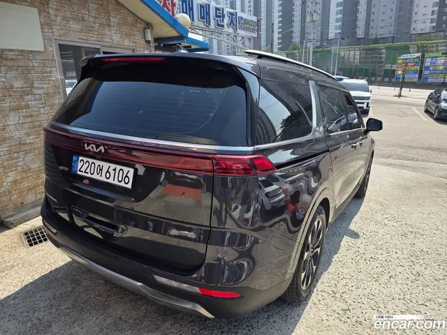 Main__Slider__Photo:Canival Kia 2023.11-1