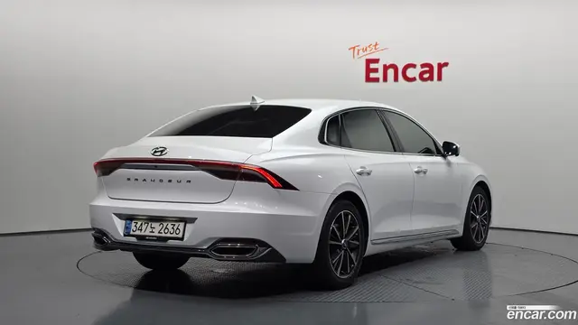 Main__Slider__Photo:Grandeur Hyundai 2020.6-1