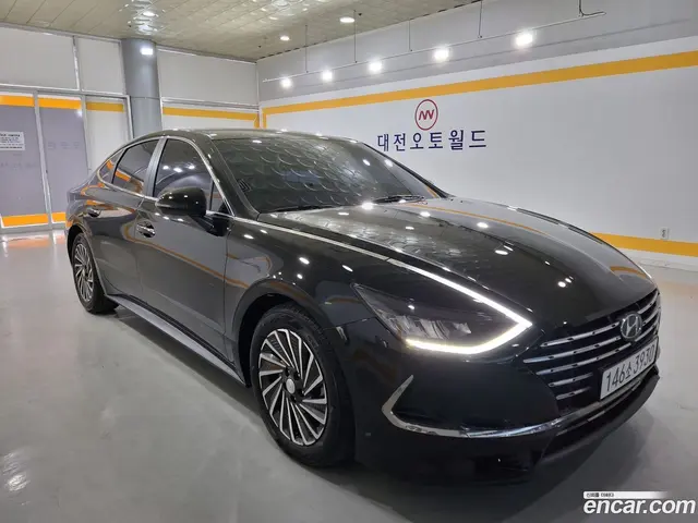 Main__Slider__Photo:Sonata Hyundai 2023.3-1