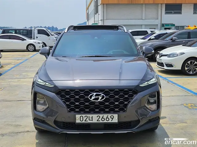 Main__Slider__Photo:Santafe Hyundai 2018.8-1