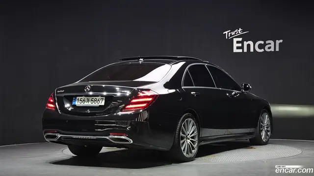 Main__Slider__Photo:S-Class Mercedes-Benz 2020.7-1