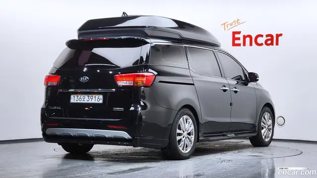 Main__Slider__Photo:Canival Kia 2017.10-1