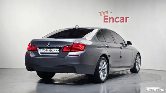 Main__Slider__Photo:5-Series BMW 2015.8-1